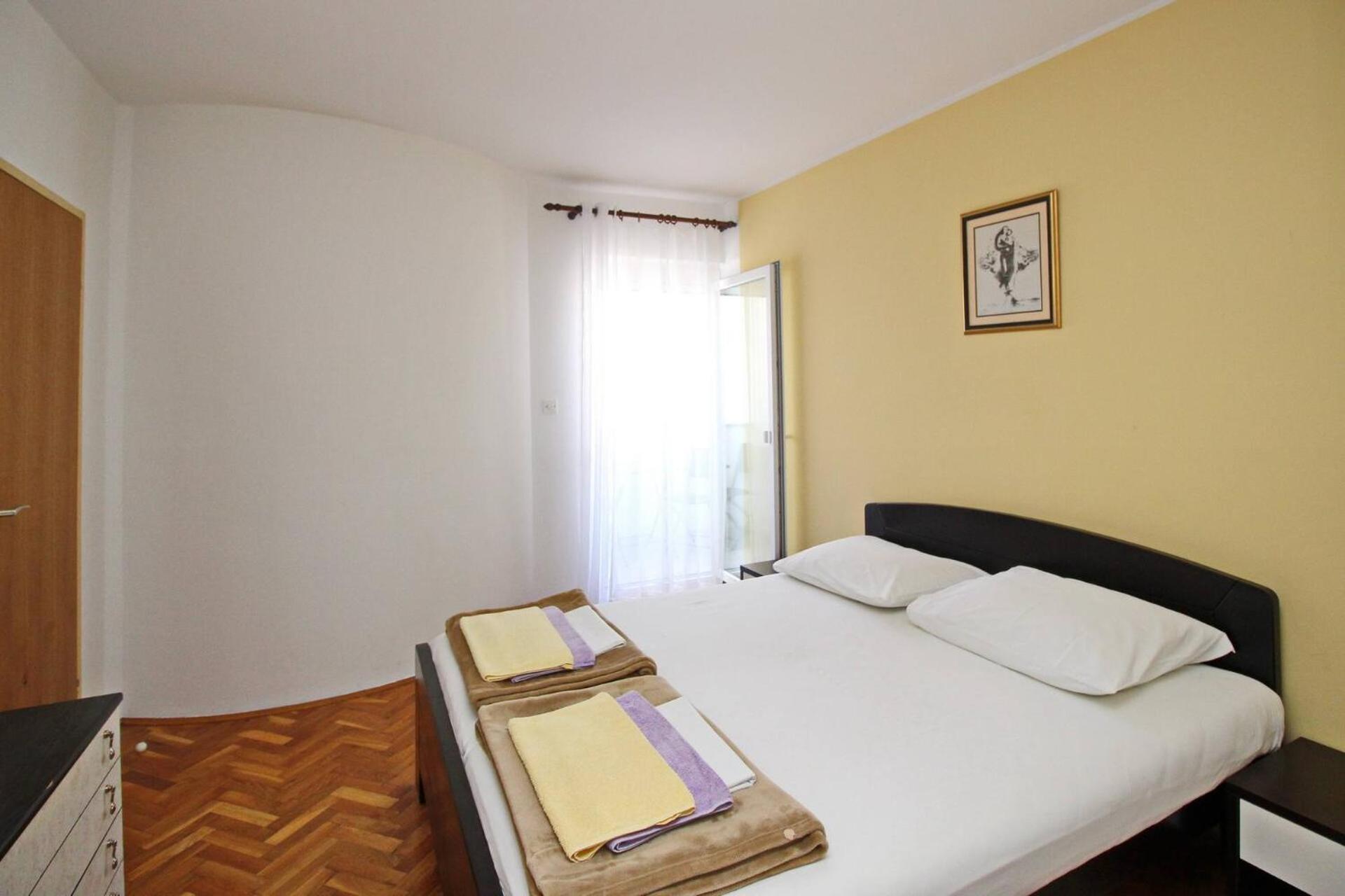 Apartments Karamarko Baška Eksteriør bilde