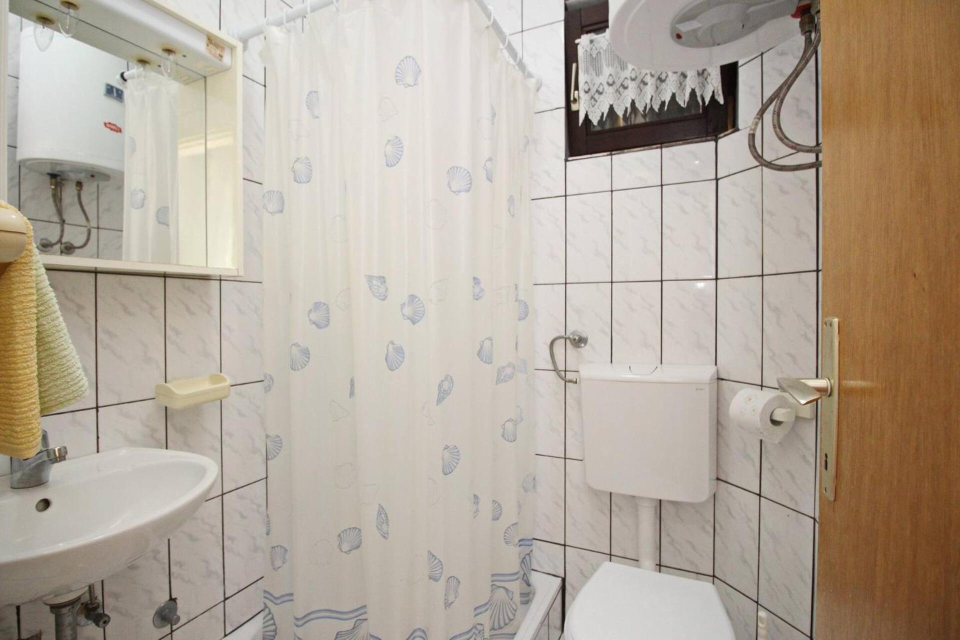 Apartments Karamarko Baška Eksteriør bilde