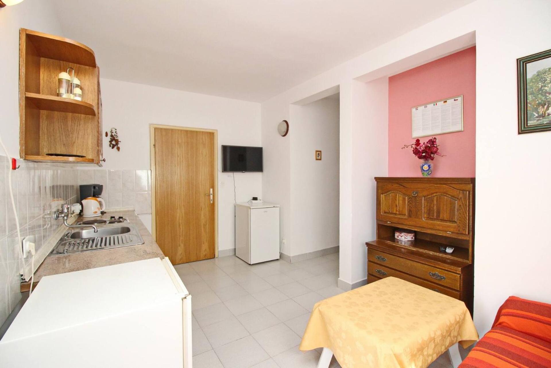 Apartments Karamarko Baška Eksteriør bilde