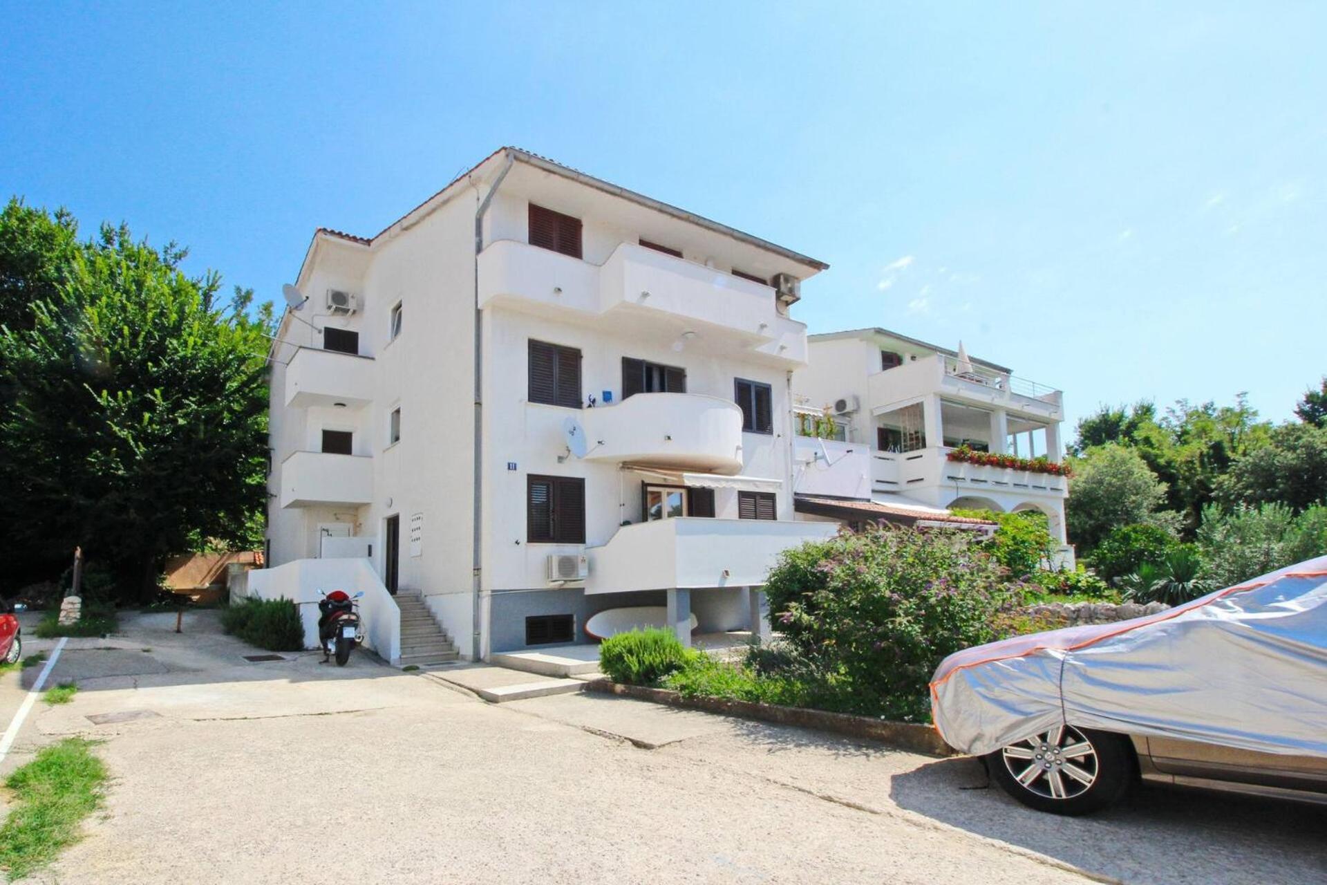 Apartments Karamarko Baška Eksteriør bilde