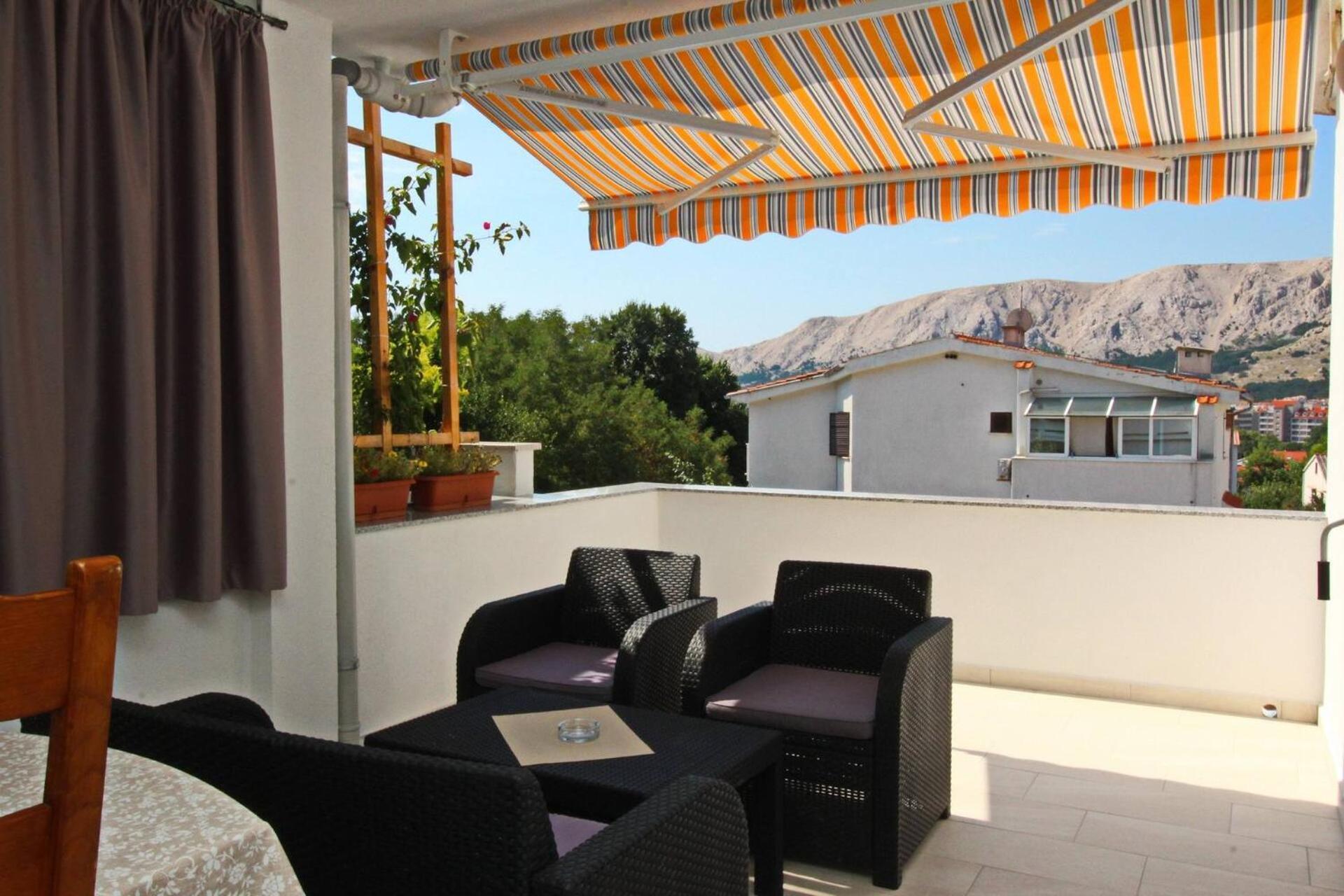 Apartments Karamarko Baška Eksteriør bilde